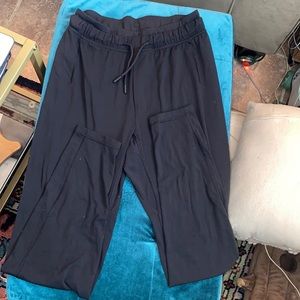 Lululemon men’s black joggers small